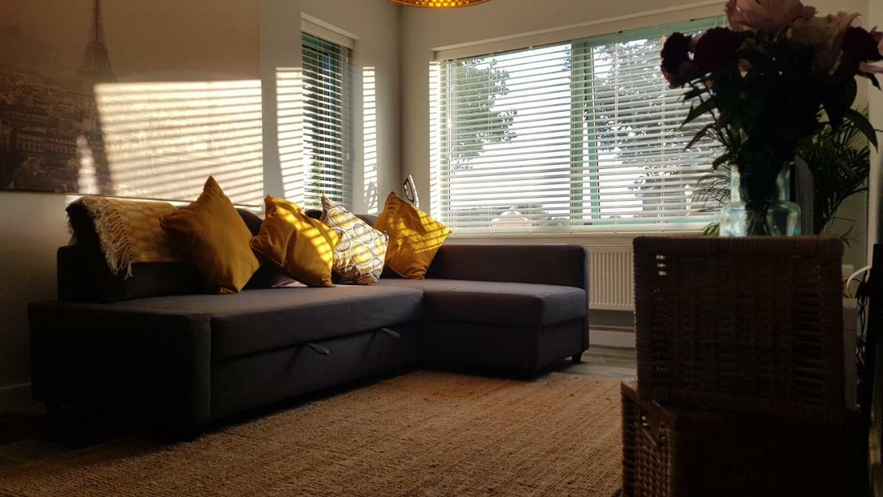 New Contemporary Flat Minutes From Airport & Nec Marston Green Exterior foto